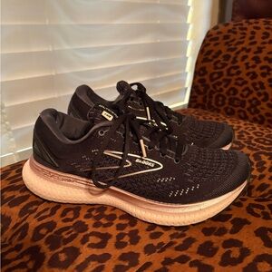 Brooks Women's Black and frosted Pink Athletic Shoes